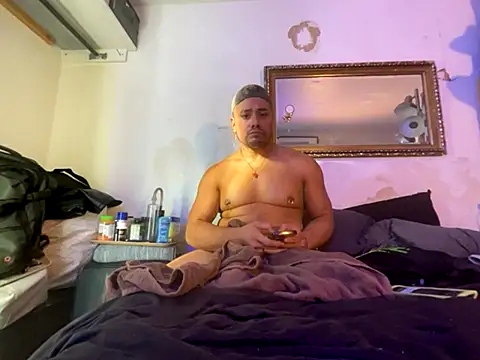 GirThyDock online show from 11-16-25, 10:46