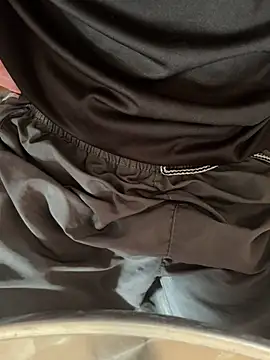 Snapshot of Marcocad chatting on 02-12-26, 08:19 Marcocad online show from 02-12-26, 08:19