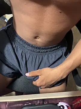 Snapshot of Marcocad chatting on 02-18-26, 05:27 Marcocad online show from 02-18-26, 05:27