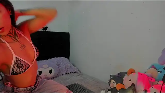 Tanit Mora online show from 09-17-25, 04:58