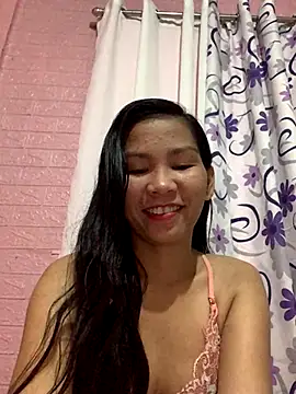 Snapshot of Cleo17 chatting on 09-23-25, 12:34 Cleo17 online show from 09-23-25, 12:34