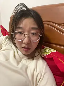 sisi-maiden online show from 02-17-26, 12:35