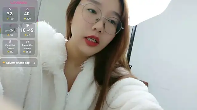 sisi-maiden online show from 11-08-25, 11:47