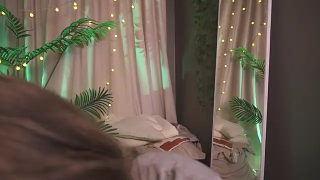 Sense Of Rosemary online show from 12-20-25, 05:32