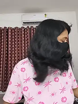 Snapshot of Your-Vedika chatting on 07-17-26, 01:30 Your-Vedika online show from 07-17-26, 01:30