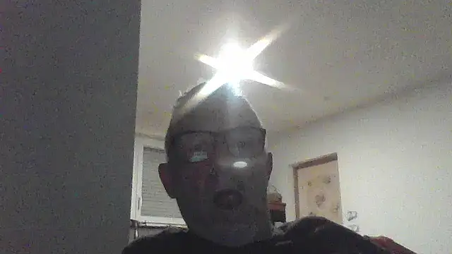 Snapshot of davv28 chatting on 09-12-25, 02:34 davv28 online show from 09-12-25, 02:34