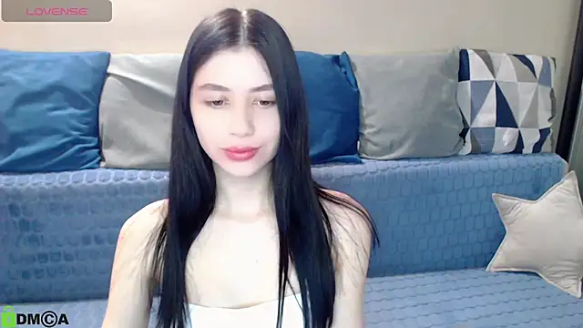 SelinLi online show from 04-09-26, 08:31