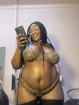 CurvyCocoxxx online show from 06-03-26, 07:31
