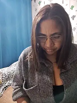 Avannay online show from 12-04-25, 01:48