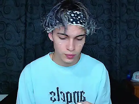 john vichenso online show from 10-24-25, 11:04