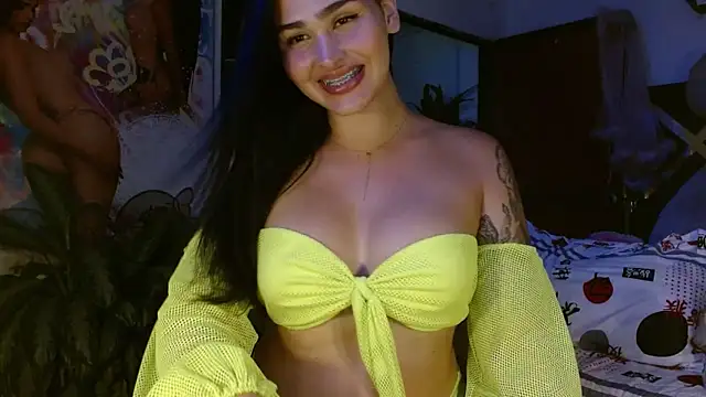 Snapshot of SarithaBunny chatting on 02-01-25, 11:06 SarithaBunny online show from 02-01-25, 11:06