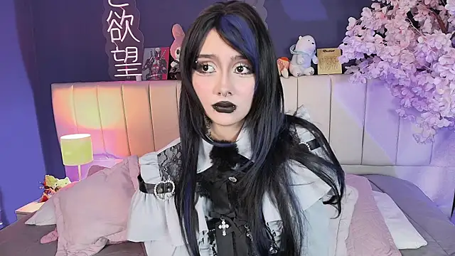 Shizuko  online show from 06-18-26, 08:58