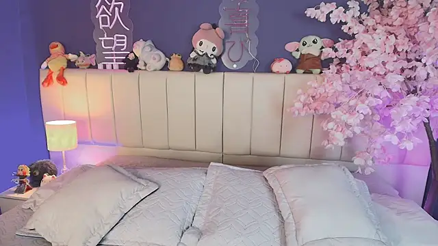 Snapshot of Shizuko_ chatting on 05-17-26, 01:33 Shizuko online show from 05-17-26, 01:33
