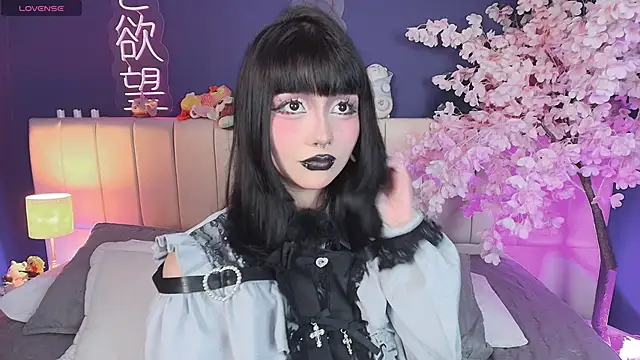 Snapshot of Shizuko_ chatting on 06-10-26, 09:05 Shizuko online show from 06-10-26, 09:05
