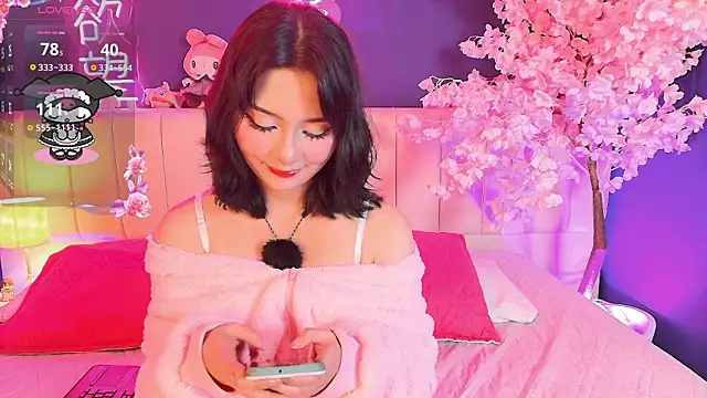 Shizuko  online show from 03-12-26, 09:41