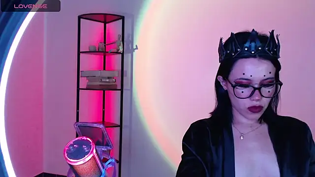 girldom online show from 09-24-25, 03:40