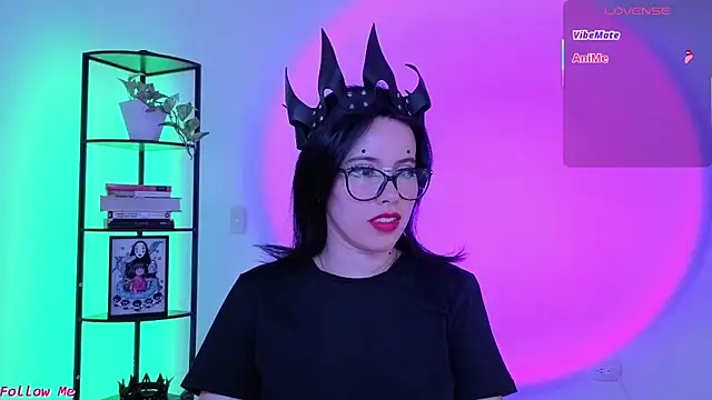 girldom online show from 03-09-26, 04:10