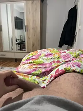 Erenn9972 online show from 01-18-26, 07:06