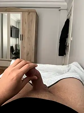 Erenn9972 online show from 09-21-25, 12:54