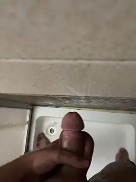 Erenn9972 online show from 09-30-25, 06:14