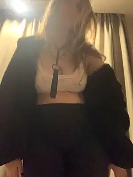 VesnaCrystal online show from 10-04-25, 08:43