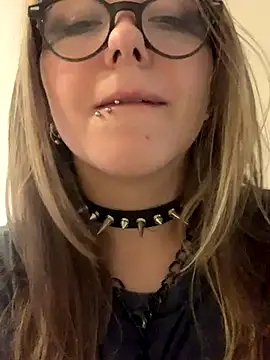 VesnaCrystal online show from 12-14-25, 05:24