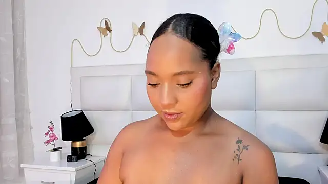 Michelle Lewis  online show from 06-17-26, 12:59