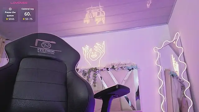 ZURY TAY online show from 03-07-26, 11:49