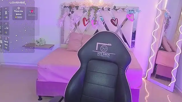 ZURY TAY online show from 09-27-25, 11:38