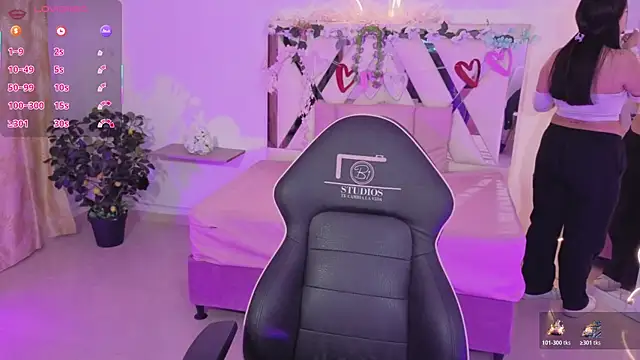 ZURY TAY online show from 11-08-25, 11:47