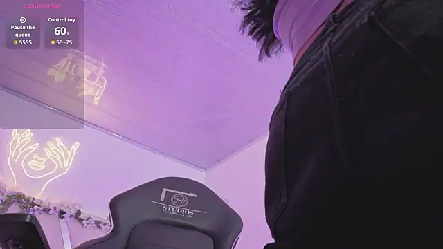 ZURY TAY online show from 03-06-26, 11:38