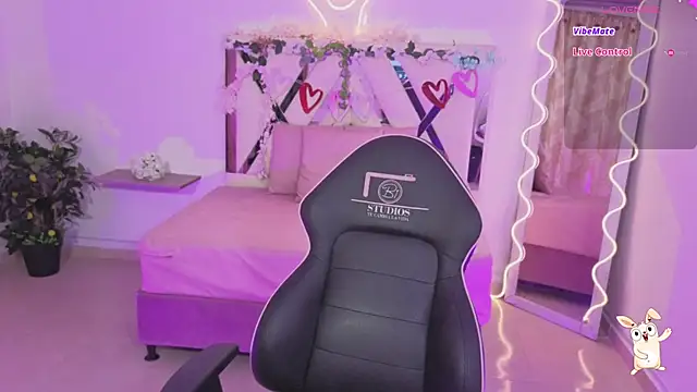 ZURY TAY online show from 11-27-25, 11:43