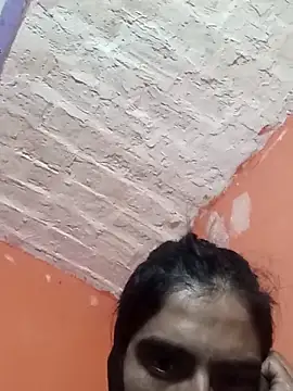 Snapshot of Hay-Viene-El-Huyy chatting on 10-20-25, 08:48 Hay-Viene-El-Huyy online show from 10-20-25, 08:48