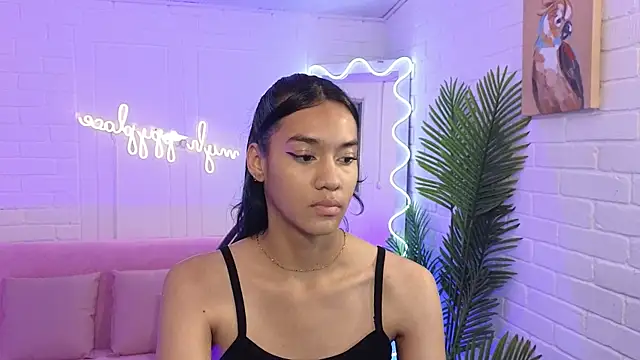 artemiss tay online show from 10-17-25, 07:04