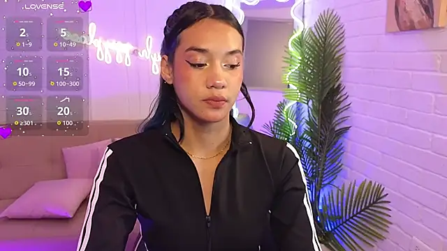 artemiss tay online show from 10-18-25, 07:16