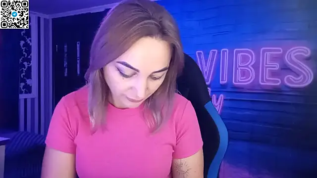 Blonde Temptation online show from 09-17-25, 07:43