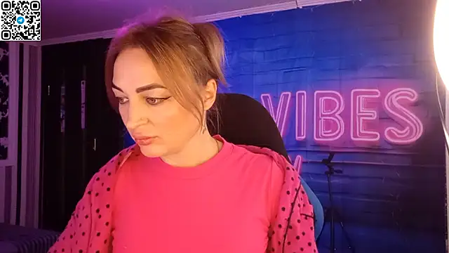 Blonde Temptation online show from 10-30-25, 11:08