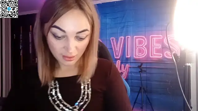 Blonde Temptation online show from 10-27-25, 10:05