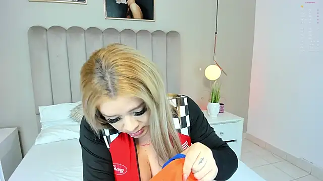 Dani rosse  online show from 02-20-26, 01:46