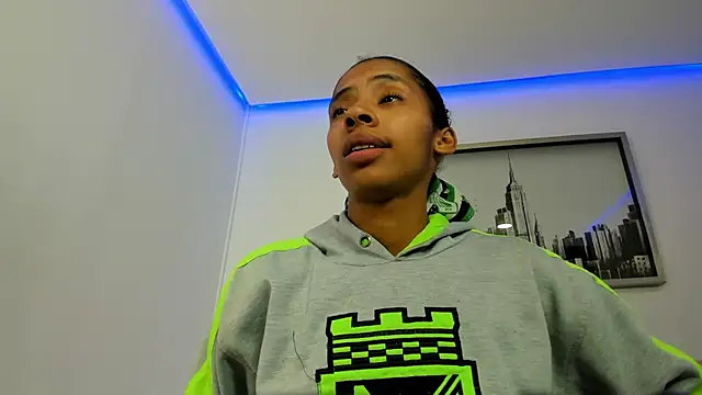 sarah ashbourne online show from 11-27-25, 01:55