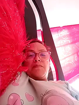 Lady 16 online show from 11-10-25, 04:12