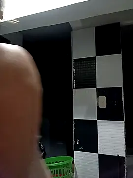 Lady 16 online show from 09-23-25, 10:39