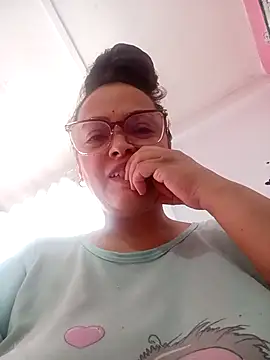 Lady 16 online show from 11-11-25, 05:19