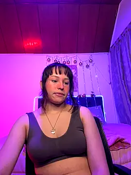 Eymmy 24 online show from 11-25-25, 03:51