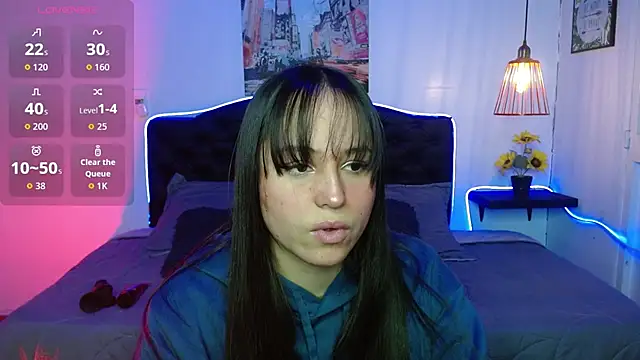 Snapshot of Eymmy_24 chatting on 09-28-25, 03:24 Eymmy 24 online show from 09-28-25, 03:24