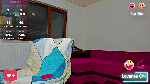 MiaKiittyy online show from 01-31-26, 08:40