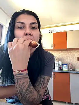 MiaKiittyy online show from 09-22-25, 02:12