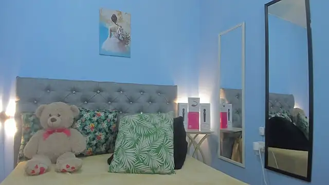 neferet opal online show from 10-29-25, 12:20