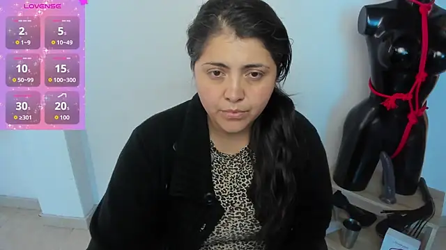 TifanyAmazinng online show from 09-26-25, 12:23