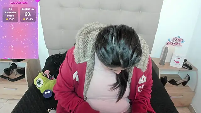 TifanyAmazinng online show from 10-02-25, 12:30